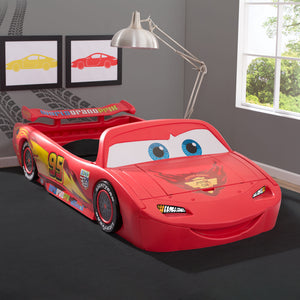 Cars Convertible Toddler-to-Twin Bed 17