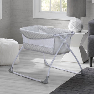 Delta Children Grey Infinity (434) Newborn Soothing Sleeper Bassinet 0